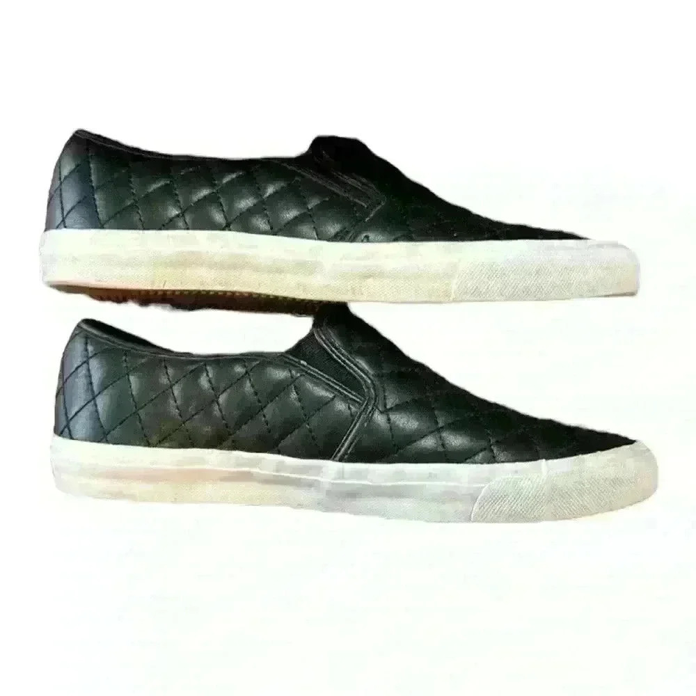 G.H. Bass and Co. black slip on size 7 - Picture 5 of 13